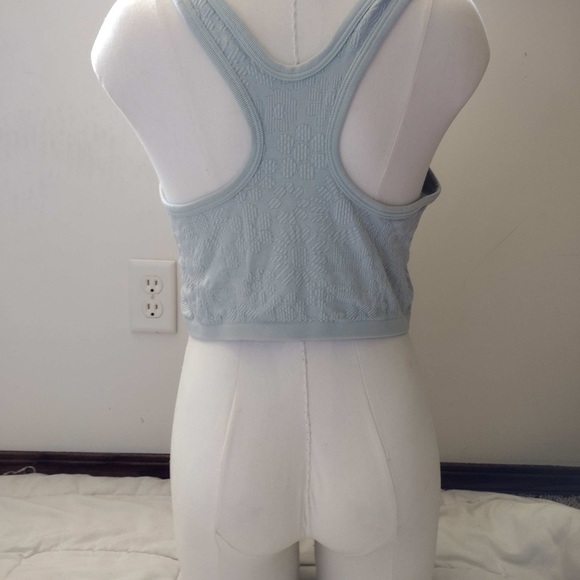 Pale green aerie sports bra size XL - Picture 2 of 5